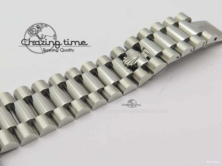 MiroTime 0508 Stretchable DayDate 40mm BP-Maker 228206 SS Green Roman Dial (Fluted Bezel) On SS Bracelet ETA 3904